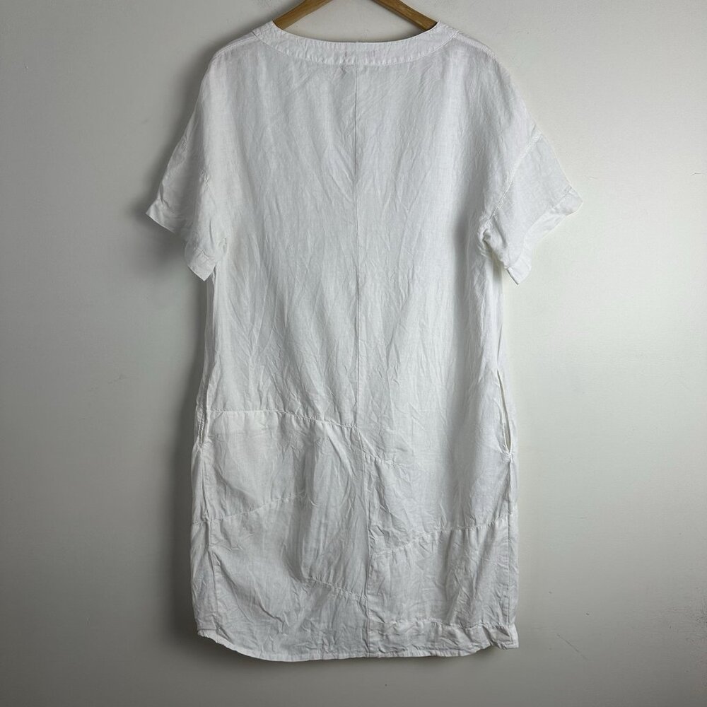 Elegant White Midi Dress - Picture 4 of 9